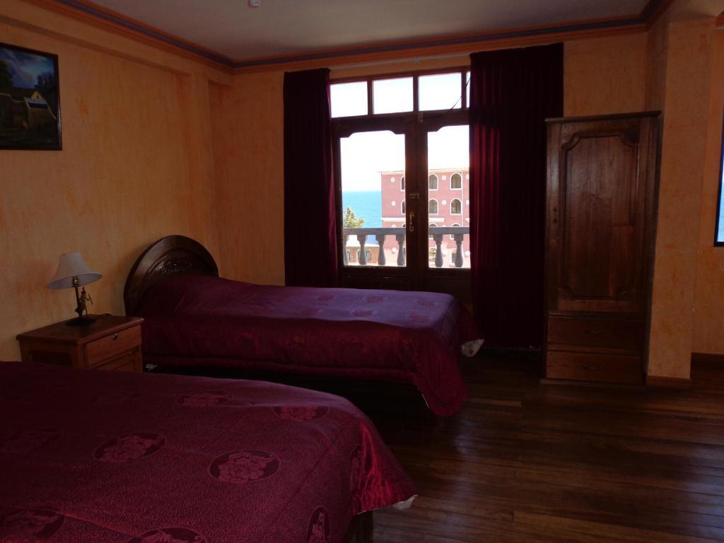 Hostal Real Los Andes Del Lago Копакабана Экстерьер фото