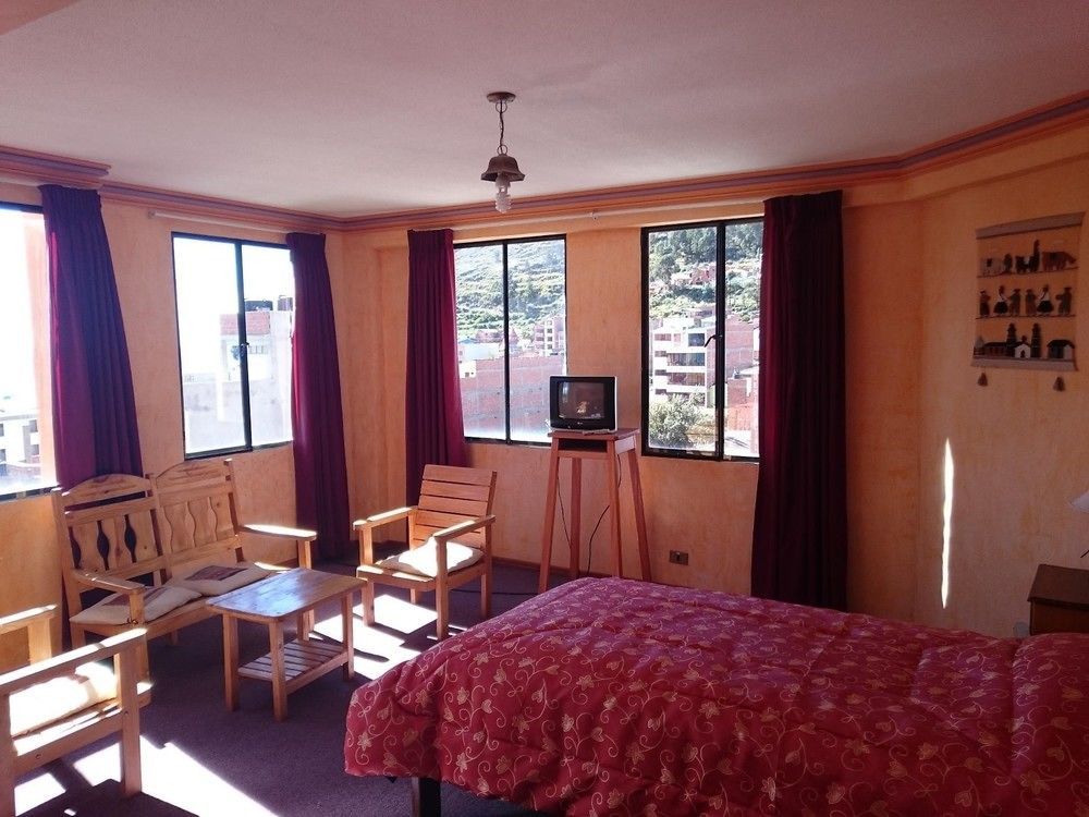 Hostal Real Los Andes Del Lago Копакабана Экстерьер фото